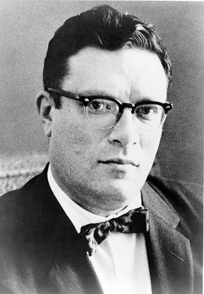 Picture of Isaac Asimov. 