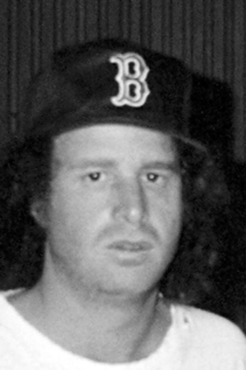 Picture of Steven Wright. Permission is granted to copy, distribute and/or modify this document under the terms of the GNU Free Documentation Licence, Version 1.2 or any later version published by the Free Software Foundation; with no Invariant Sections, no Front-Cover Texts, and no Back-Cover Texts.